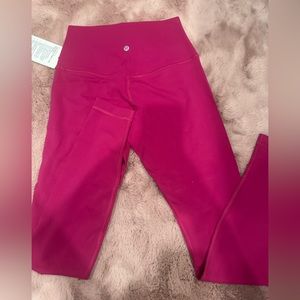 Lululemon leggings 28"